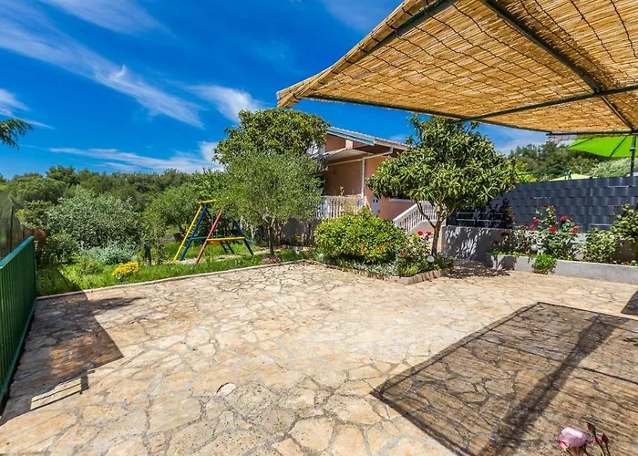 Holiday home Holiday Flora