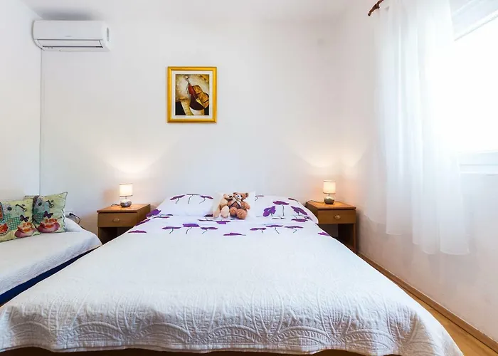 Holiday Flora Holiday home *