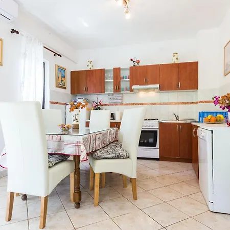 Flora Hébergement de vacances Zadar